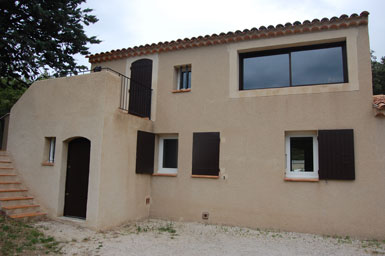The villa in the South of France where Taylor and her family stayed during her 19th summer